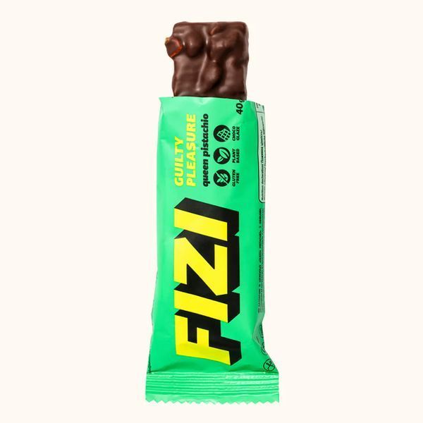 Fizi Protein Bar Guilty Pleasure - 10x45g Queen Pistachio (Пошкоджена упаковка) &mdash; оригінальний товар